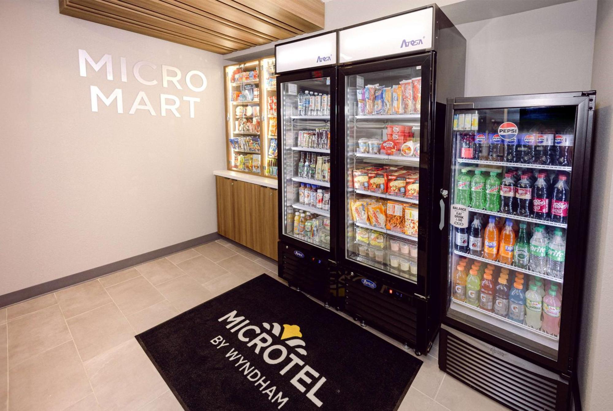 Microtel Inn & Suites Springville Eksteriør billede